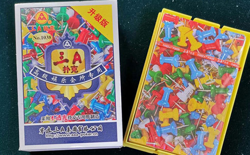 安宁扑克批发采购指南与产品质量识别要点解析